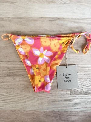 Parte inferior de bikini floral Stone Fox Swim Lei Lei - talla M Foto 1 de 4