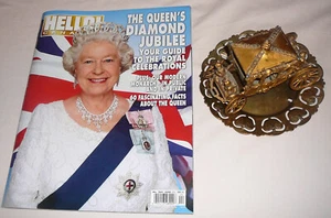 Vintage metal Royal Coach replica with movable wheels & a removable carriage top - Picture 1 of 7