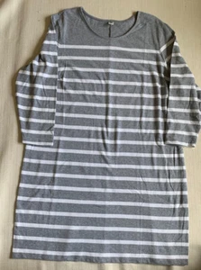 OLD NAVY Women's XL Body Con Gray White Striped Dress 3/4 Sleeve Thick material - Picture 1 of 8