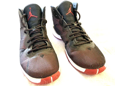 Zapatos para hombre Nike Air Jordan Super Fly 4 negros rojos y blancos talla 8, 768929-002 usados en excelente estado Foto 1 de 4