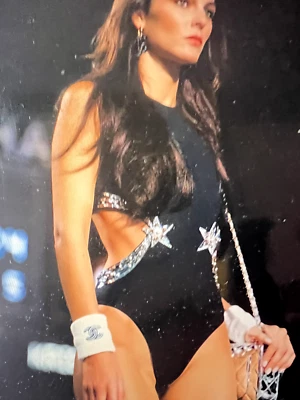 CHANEL 2024C NUEVAS ETIQUETAS TRAJE DE BAÑO NEGRO JERSEY ELÁSTICO PERLAS CRISTALES ESTRELLAS 40-38 Foto 1 de 4