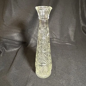 VTG Crystal Clear Starburst Glass Bud Vase 2.25”x9” - Picture 1 of 8