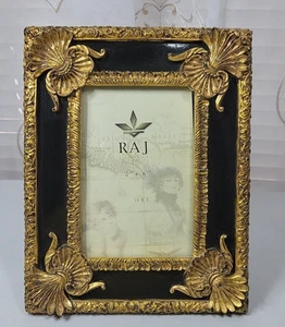 RAJ Collection - Burnes of Boston 4" x 6" schwarz & verziert Gold Bilderrahmen - Bild 1 von 9
