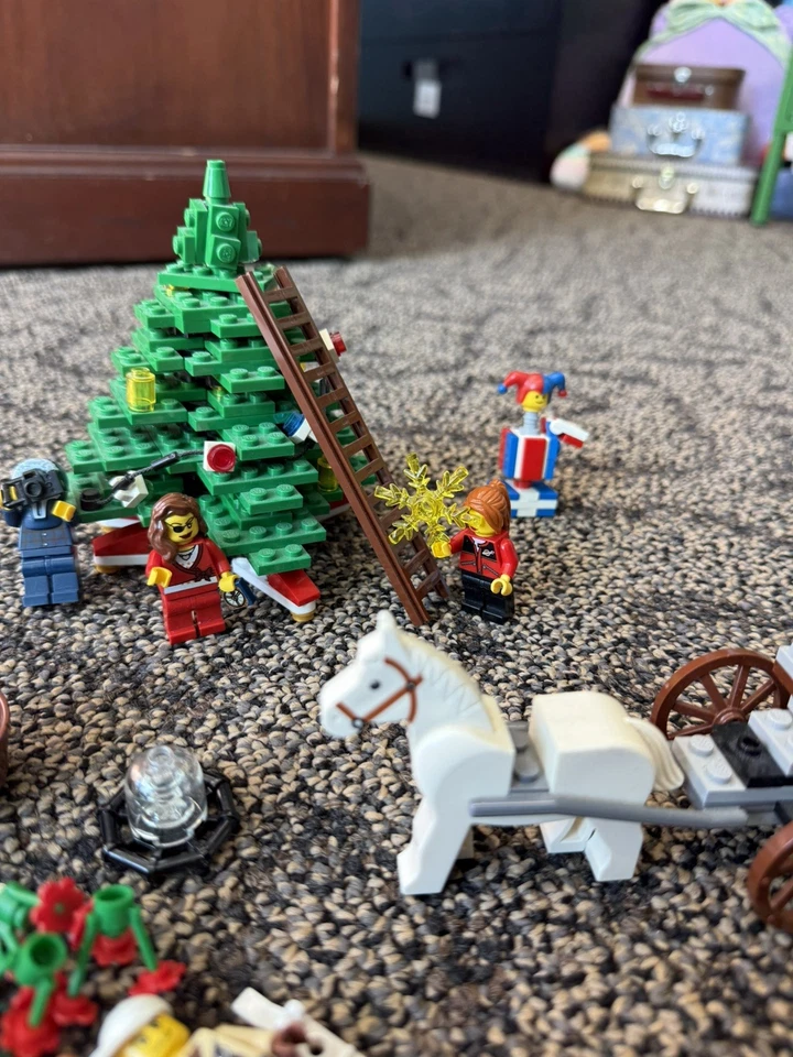 LEGO Modelo Avanzado Winter Village Toy Shop 10199 Como Está LEER Incompleto  Foto 1 de 4