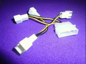 IDE Molex auf 4 x 3 Pin Stecker 12V CPU Lüfter Adapter Kabel, D-Typ, 10cm Länge - Bild 1 von 1