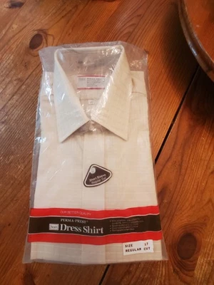 Vintage Men's 17 Short Sleeve Dress Shirt Button Up Light Tan NWT B2 - Image 1 of 4