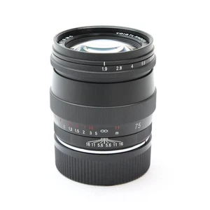 Voigtlander ULTRON 75mm F/1.9 MC VM (for Leica M mount) #298 - Picture 1 of 12