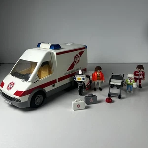 Playmobil 4221 Ambulanza e accessori con luci funzionanti vintage 2004 - Foto 1 di 6