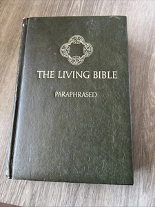 The Living Bible Paraphrased Tyndale House Padded Green 1971 - Picture 1 of 4