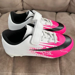 Neu CBuster Kinder Fußballschuhe 13C EU 31 - Bild 1 von 5