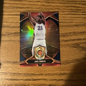 2024-2025 Topps cromo-joel Embiid bola de trabajo refractor de inserción #BOD-6 - Imagen 1 de 2