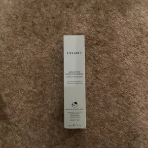 Liz Earle Hydrating Skin Repair Hydrating Serum 30ml - New And Boxed - Picture 1 of 5