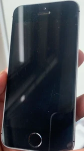 iPhone SE 32GB - Unlocked - Space Grey - good Condition - "Read description" - Afbeelding 1 van 3