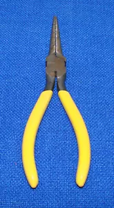 vintage CRESCENT TOOLS 777-6 LONG NEEDLE NOSE PLIERS --- YELLOW --- SEE PICS - Picture 1 of 4