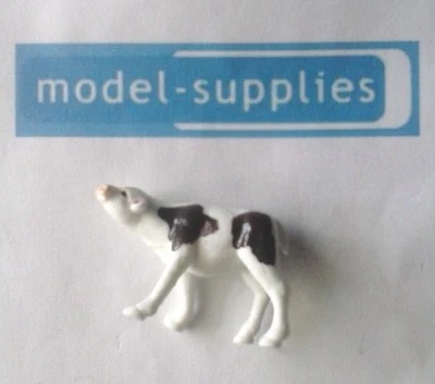 Corgi Gift Set 5 Agricultural set reproduction plastic calf head up - Image 1 of 2