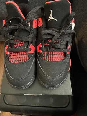 Nike Air Jordan 4 Retro Red Thunder Black White Toddler BQ7670-016 Size 9c - Image 1 of 2