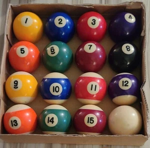Mizerak Billiard Balls. - Picture 1 of 2