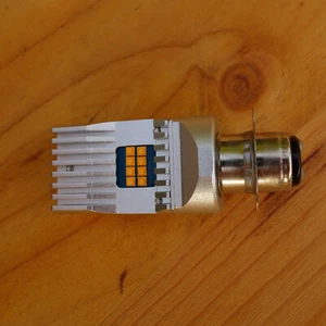 LED 6V 24/48W Socket P 15 D-25-1 Hot Light Motorcycle or Car - Picture 1 of 5