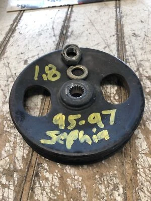 Polia de bomba de direção hidráulica 95-97 Kia Sephia com porca - Imagem 1 de 4
