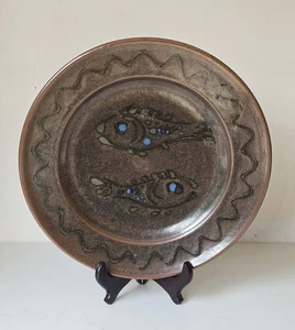 Ray Finch Winchcombe Pottery Charger Plate Fish Decoration - 30.5cm Diameter - Picture 1 of 9