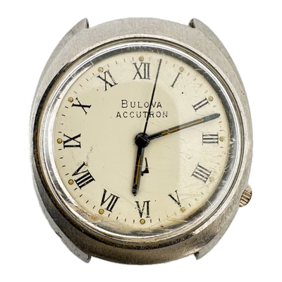 Reloj Pulsera Accutron Romano De Colección 35mm 1976 Para Hombre Tenedor de Afinación 218 0 EE. UU. Acero Foto 1 de 3