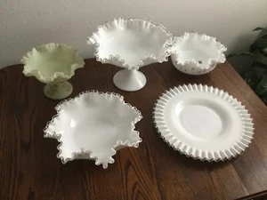 Selection of Beautiful Fenton Glass Bowls/Platter - See Pictures - Picture 1 of 19