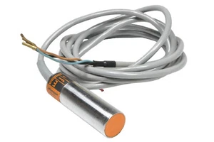 IFM inductive sensor  IH-3005-BNKA, IH 3005-BNKA - Picture 1 of 6
