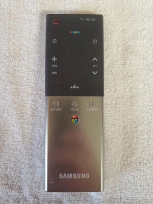 Samsung Smart Voice Remote RMCTPE1 AA59-00626A *NEVER USED - Image 1 of 4