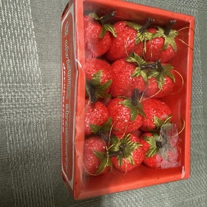 12 Vintage Red Sugared Frosted Glitter Strawberry Christmas Ornaments In Box - Picture 1 of 8