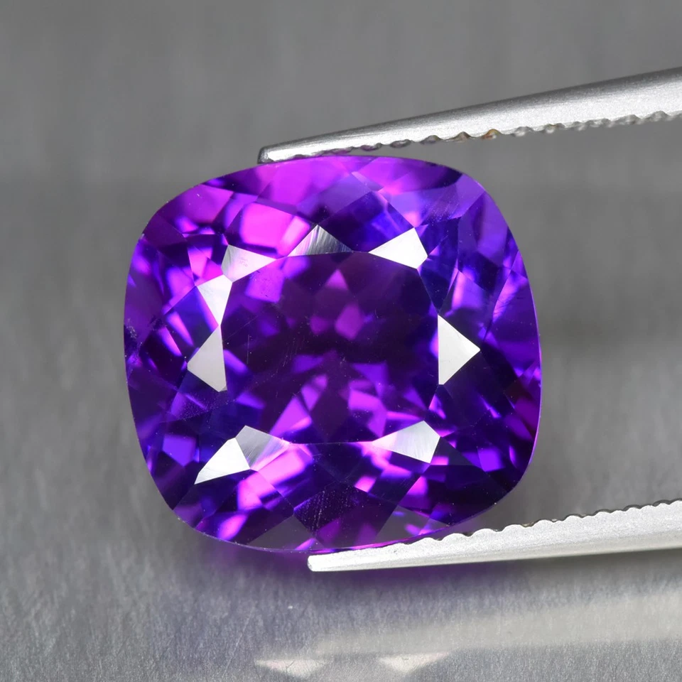 6.01Ct Cushion_Beautiful Unheated AAA+ Vivid Purple Amethyst _Bolivia - Image 1 of 1