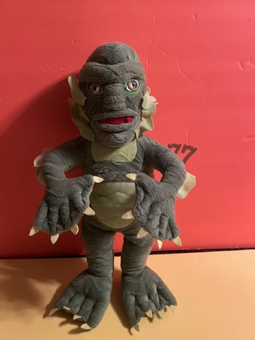 Black Lagoon creature  Universal Monsters 1999 Stuffins 18” Plush Cover