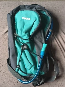 TKO Trinkbeutel mit Flüssigkeitsreservoir anthrazit/türkis Wandern Laufen Radfahren - Bild 1 von 2