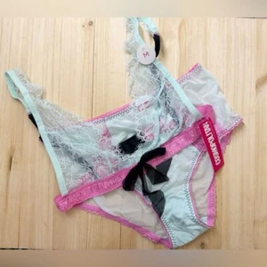 Cosmopolitan Bra and Panty Set. Size Medium, New with tags. - Picture 1 of 6