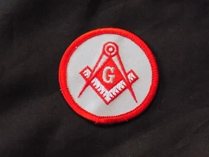 Masonic Red Square Compass Patch Round Iron Sew Freemason Fraternity NEW! - Picture 1 of 2
