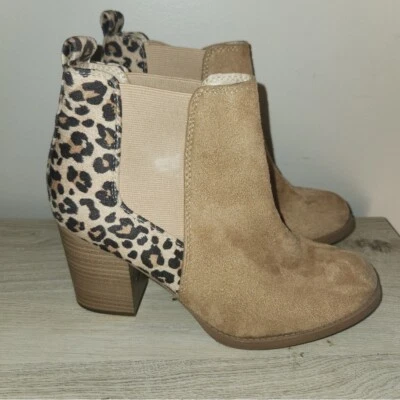 Botines Soda para mujer beige camel guepardo elásticos sin cordones talla 7 Foto 1 de 4
