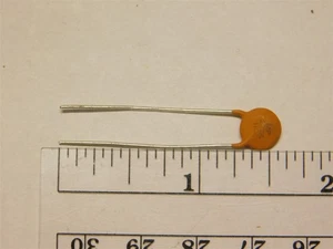 50 Multi Products GB-222K 2200pF 1000V 10% Z5F Ceramic Disc Capacitors 7.5mm Dia - Picture 1 of 2