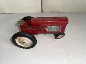 Vintage Tru Scale 1/16 Tractor For Parts (4) - Picture 1 of 6