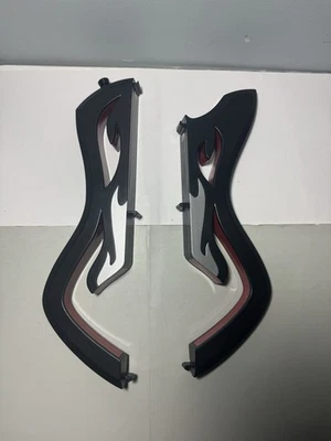 Guitar Hero Warriors of Rock Attacchi Controller Sinistro e Destro per PS3/360/Wii - Immagine 1 di 4