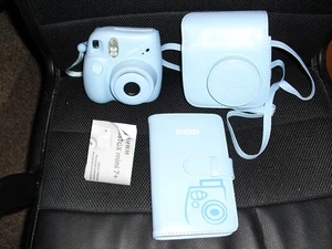 Fujifilm Instax Mini 7+ Instant Film Camera with Case & Album Blue NO FILM - Picture 1 of 3