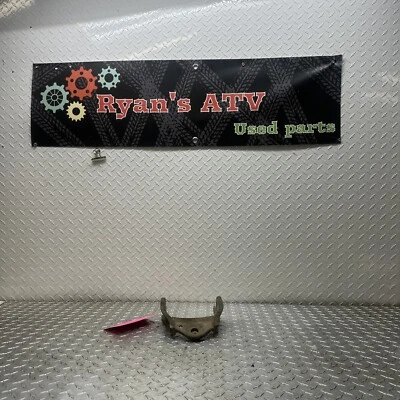 Прицепное устройство заднее автомобильное 2005 Suzuki Eiger 400 Lta400f 4x4 - Изображение 1 из 3