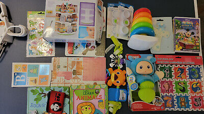 Oct28_4 Lot Newborn Infant Baby Stuff , Toys, Books, Activities, Cross, Puzzpads • 10$