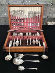 Adoration by Roger's Bros. and International Silver - 86pcs of Vintage Flatware - Picture 1 of 8