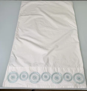 One Martha Stewart Pillowcase Standard White w/Light Blue Medallion Border - Picture 1 of 6