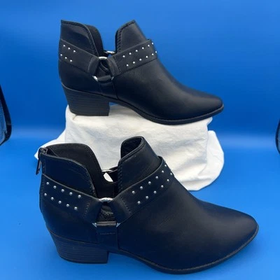 Botines negros soda nuevos sin etiquetas con tacón grueso y detalles plateados talla 7 1/2 Foto 1 de 4