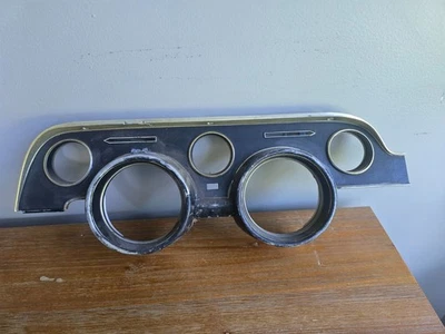 Ford Mustang 1968 tablero bisel C8ZF-10841-C Foto 1 de 4