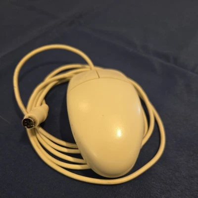 Mitsumi PS/2 Mouse ECM-S3902 - Image 1 of 3