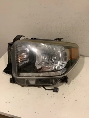 Toyota Tundra Driver LH 2014-2017 halógeno con faro LED DRL OEM C78L-13980 TL Foto 1 de 4