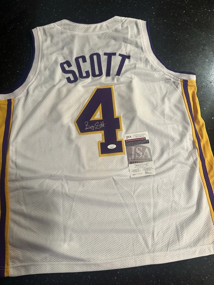 Camiseta blanca autografiada por Byron Scott de Los Angeles Lakers (3x campeón) certificado de autenticidad JSA Foto 1 de 4