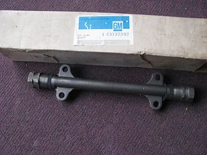 Corvette 1958-1962 lower inner A arm shaft #3737597 - Picture 1 of 1