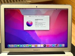 MacBook Air - Photo 1/6